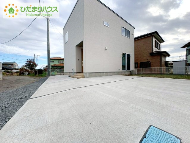 マイホームなら駐車場代がかかりません。しかも、自宅の駐車場で洗車ができます！今までコイン洗車に行っていた手間も省けて、節約にもつながります(^^♪