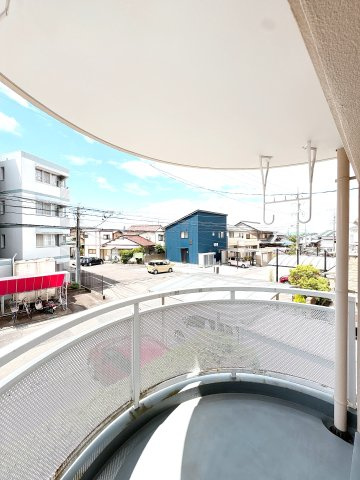南向きのバルコニーになります♪