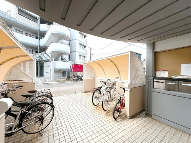 駐輪場になります♪綺麗に整列されております♪