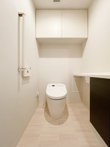 清潔感のあるトイレです