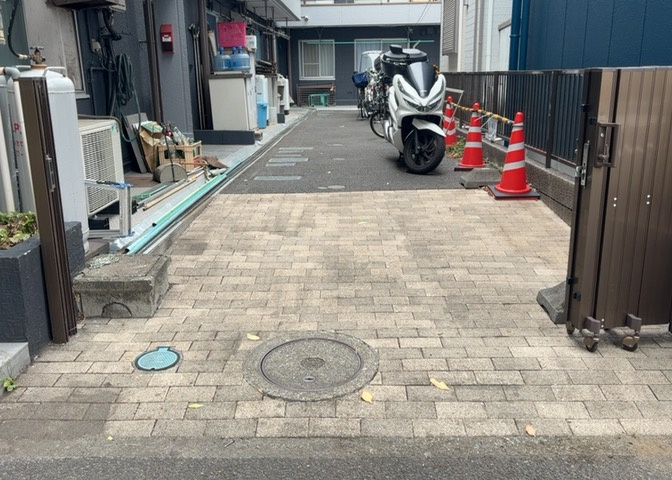 マンションのエントランスには、もともと風よけや防犯の役割がありますが、マンションによって宅配ボックスなどの設備が備わっている所もあります。日々の生活をイメージしながら生活しやすさをチェックしましょう。