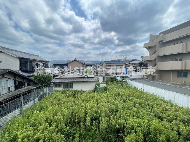 物件裏が空き地なので圧迫感を感じにくいです！