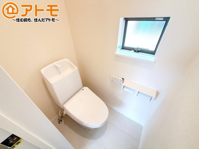 2つトイレがあるので朝も混みあわずに使うことができます！