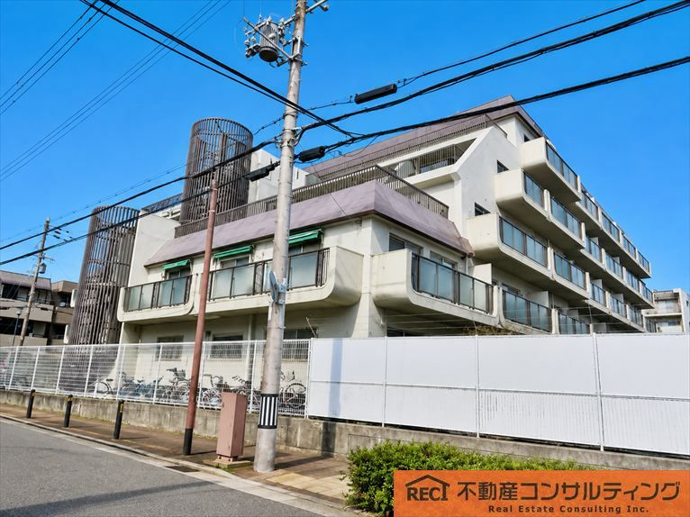 家族との会話が弾む対面キッチン♪