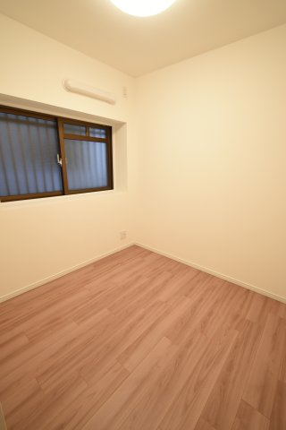 きれいな洋室です