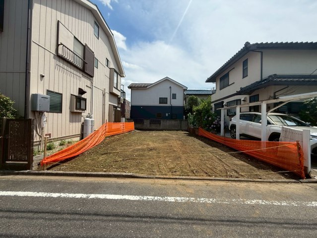 敷地約33坪・自由設計で夢のマイホームはいかがでしょうか！建築条件なし・お好きなハウスメーカーで建築可能です！