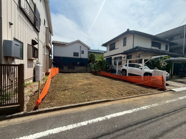 敷地約33坪・自由設計で夢のマイホームはいかがでしょうか！建築条件なし・お好きなハウスメーカーで建築可能です！