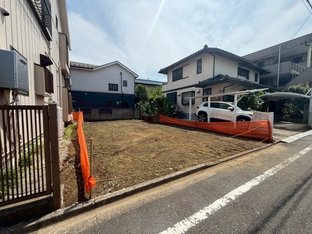 敷地約33坪・自由設計で夢のマイホームはいかがでしょうか！建築条件なし・お好きなハウスメーカーで建築可能です！
