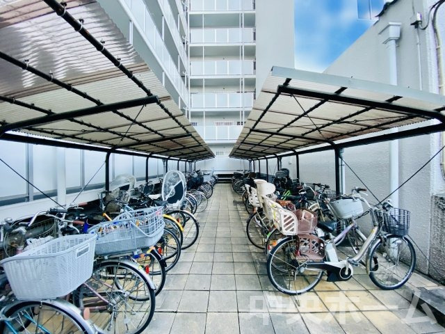 【自転車置き場】最新の空き状況や費用などの詳細は担当スタッフまでお問い合わせください。