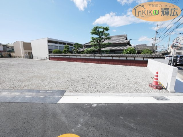 10区画の分譲地でので新しいお家が建ち並びます。