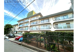 上野ハイツの外観