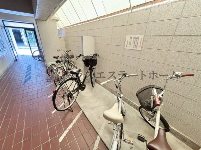 雨に濡らすことなく保管できます♪
