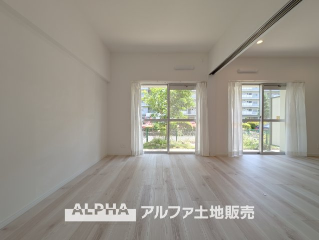【Gentle　Time】◆やさしい時間が流れる場所◆　包み込むような空間が、日々の緊張をそっと解く。ここで過ごすうちに、時間も人との関係も、心地よく変化していく。