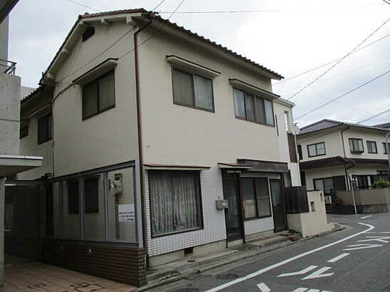 外観：334000244269