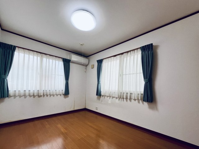 洋室