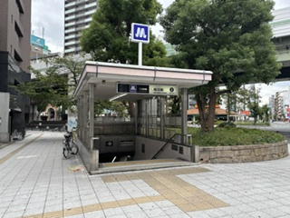 徒歩16分