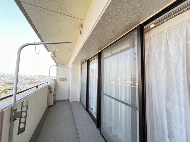 開放感あふれる心地よいバルコニー