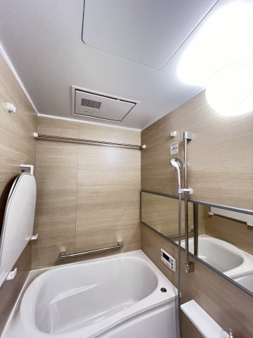 落ち着いた空間のお風呂です