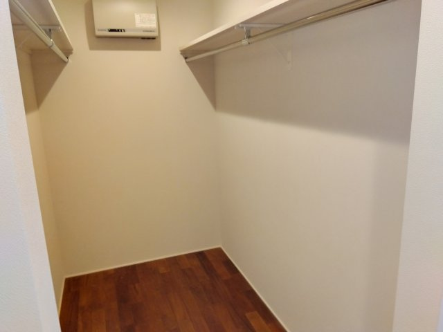荷物が多くても収納スペースがたっぷりあるので、生活スペースを広く確保する事ができます。