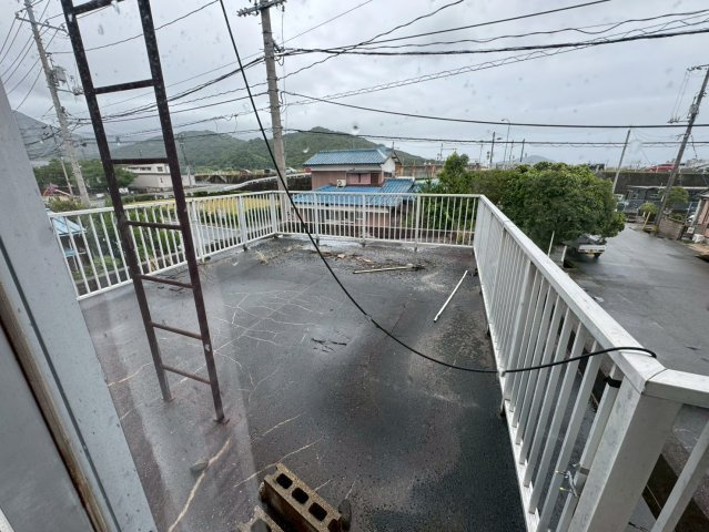 広いバルコニー