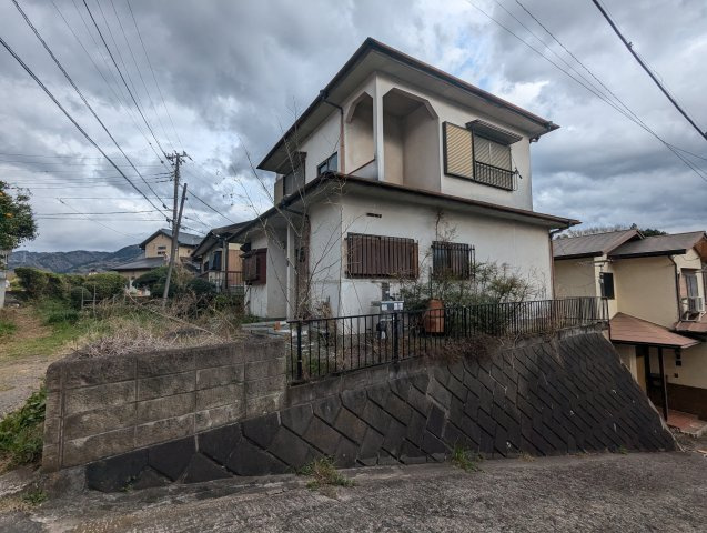 県道11号熱海函南線まで車で4分です。多方面へのアクセス良好です。