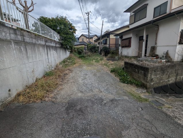 近隣には日帰り温泉施設が多くあります。疲れた日でも気軽にリフレッシュできますね。