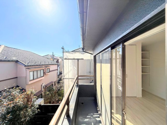 ◆日当たり良好なバルコニー！毎日のお洗濯にも嬉しいですね！　
