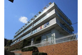 横浜市戸塚区秋葉町の中古マンションの外観