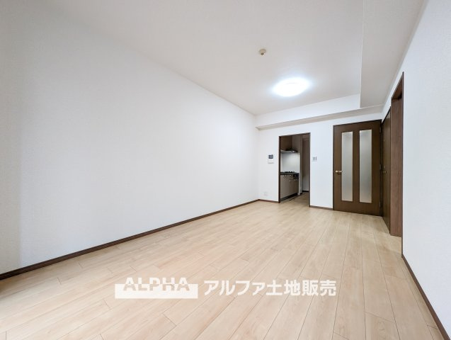 【A　home　found　by　chance】　◆偶然見つけた物件で◆思わぬ空間を手に入れたい。愛を育み、人と出会い、新たな命に恵まれる。そんな未来を創造してぬくもりのある住空間を君と共有したい。