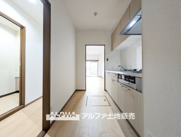 【Life　without　end】　◆心地よさを求めて◆終わりのない暮らしづくりはキッチンから始まる。食事は暮らしの中でとても重要。お洒落なキッチンを使用すれば空間の居心地良さが変わる。