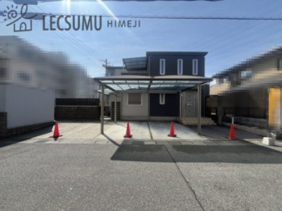 外観：328000607108