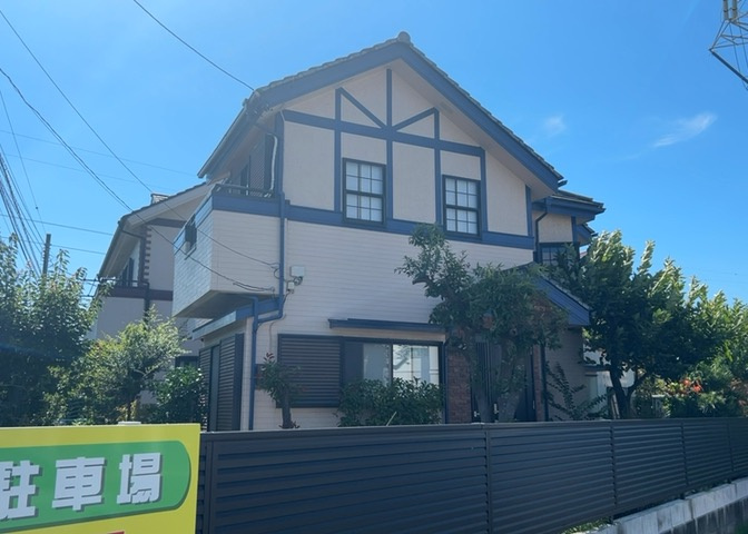 庭があることでガーデニングや家庭菜園はもちろん、こどもの遊び場やペットを放して遊ぶことができます。また、家の周囲に余裕があるということです。隣地との間があれば、十分な日当たりと、風通しが確保できます。