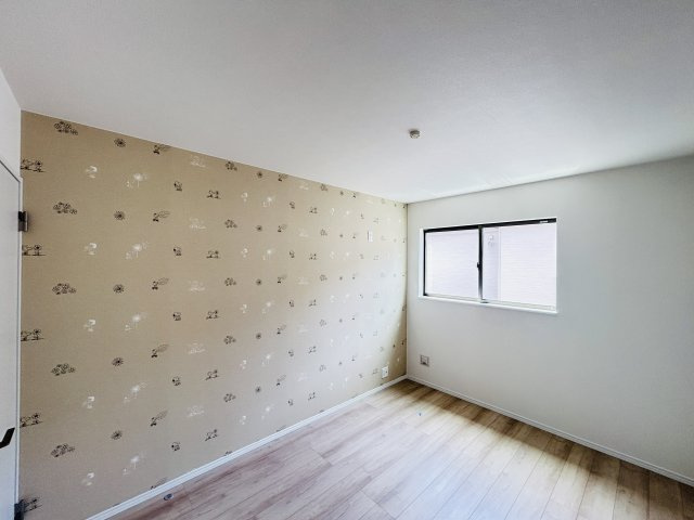 現地写真　全室南向きで明るいお部屋、子供部屋は明るい方が良いですよね♪       　　     　