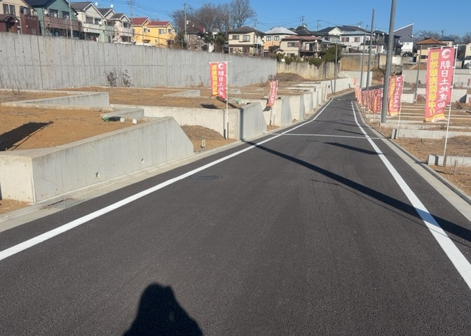 最寄り駅が近いなどの交通アクセスが良い土地だと暮らしやすいですよね。通勤・通学の観点から土地を選ぶことも大切です！自身や家族のライフワークからあったの物件を探しましょう！当社営業がお力になります！