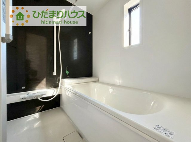 大人が足を伸ばしても十分な広さ！一人でゆっくりくつろぐ時間も大切です！