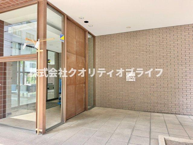 一人暮らしの方や小さなお子様のいるご家庭でも24時間ストレスなく安全に過ごせる防犯体制が整っています。