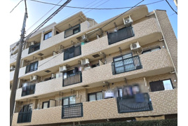 フローレンスパレス生田の外観