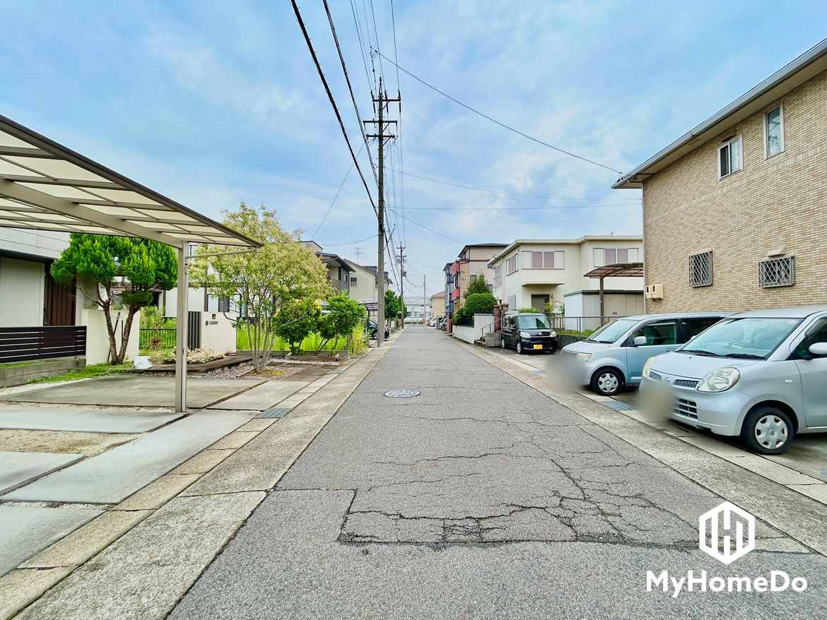 前面道路含む現地写真