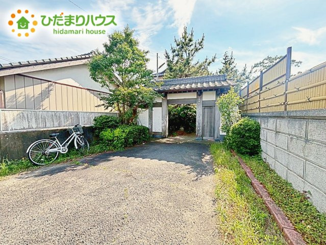 マイホームなら駐車場代がかかりません。しかも、自宅の駐車場で洗車が出来ます！今までコイン洗車に行っていた手間も省けて、節約にも繋がります(^^♪