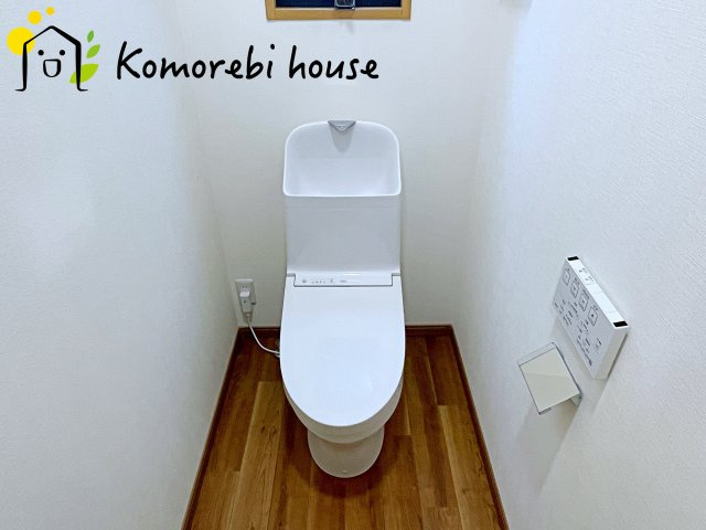 コンパクトで使いやすいトイレです