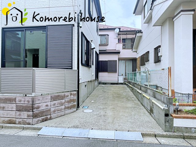 駐車場があるので、車を買う予定の方も安心です