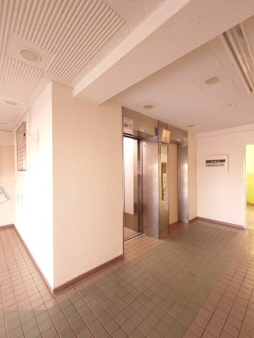 エレベーター付き