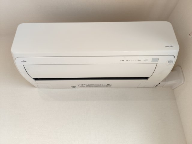 入居した瞬間から家中が適温。小さなお子様との引越しも、後付けの工事待ちや費用を気にせず、すぐに快適な毎日が始まります。家族の健康とゆとりを、この一台から。　