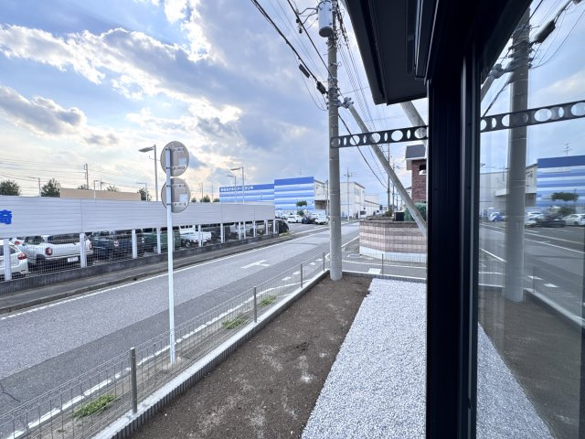 現地写真　伊勢崎市宮子町　Blooming　Garden　1号棟