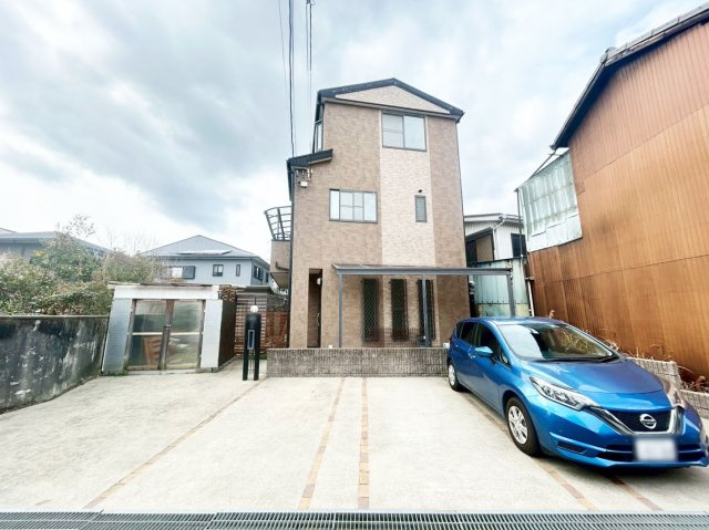 外観：327002109748