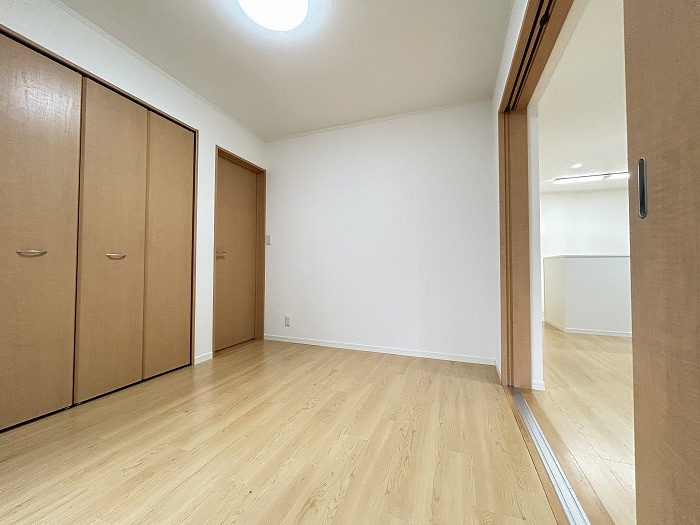 洋室5.2帖（1階）別角度