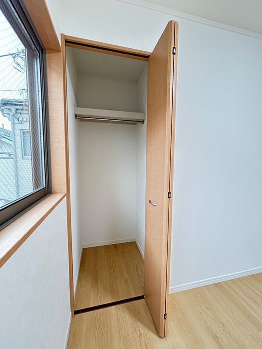 洋室5.2帖（2階）収納