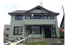 日の出町売家の外観
