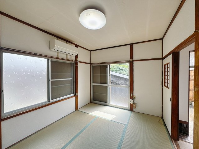 ■和室｜日中はあたたかな日差し差し込み自分時間も充実できますね＾＾