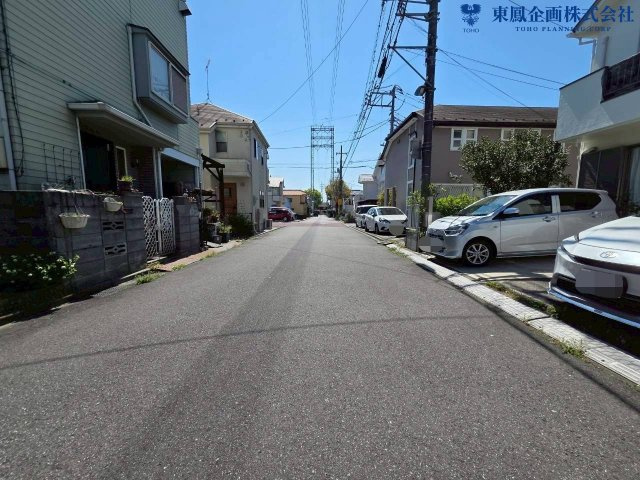 前面道路：東6ｍ